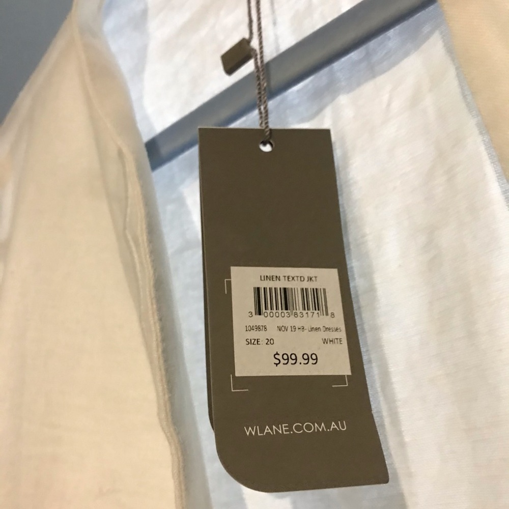 Size 20 NWT White Linen over-jacket/coat - Picture 5 of 15
